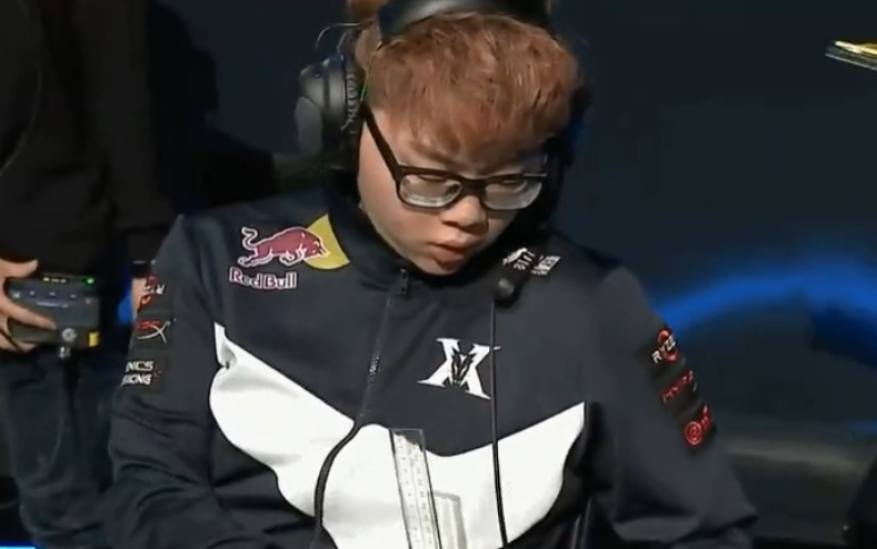 九州娱乐官网-包含阿达普特因小将崛起，击败对手创造历史的词条