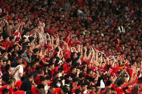 九州娱乐登录入口-足球聚焦瞩目赛事，球迷狂热期待