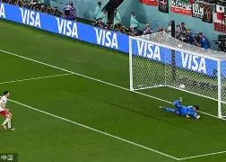 包含入球失误造点球，主队主场焦灼逼平的词条