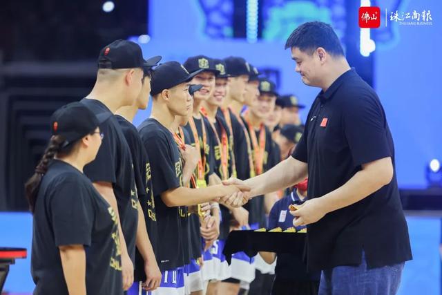 关于姚明领衔助力中国篮球联赛全面发展的信息 关于姚明领衔助力中国篮球联赛全面发展的信息